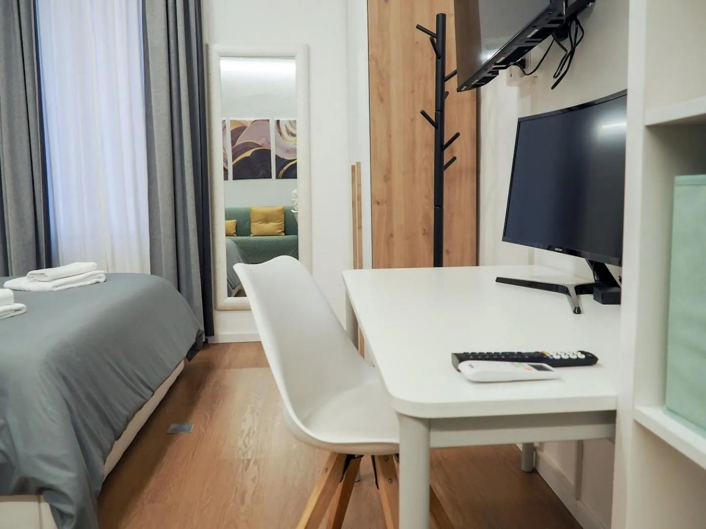 Apartment Design & Comfort A Milano Metro A 2 Min